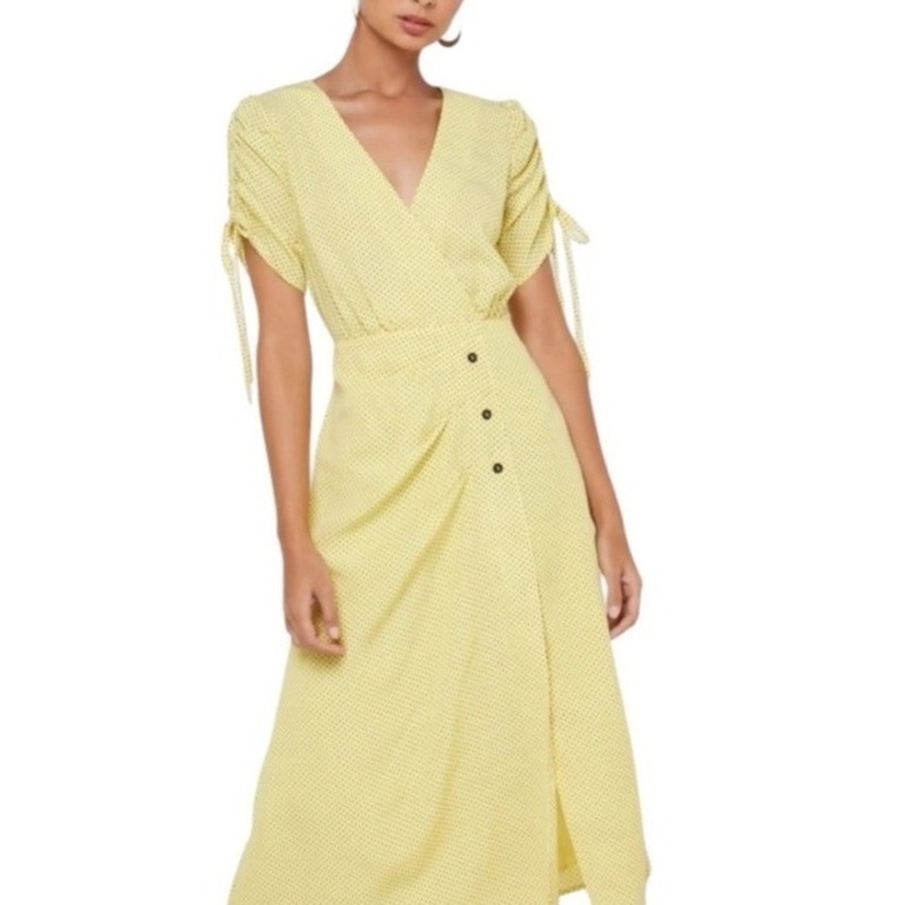MOON RIVER Dotted Print Yellow Wrap Midi Dress Boho Chic Scrunch Sleeve Sz Small